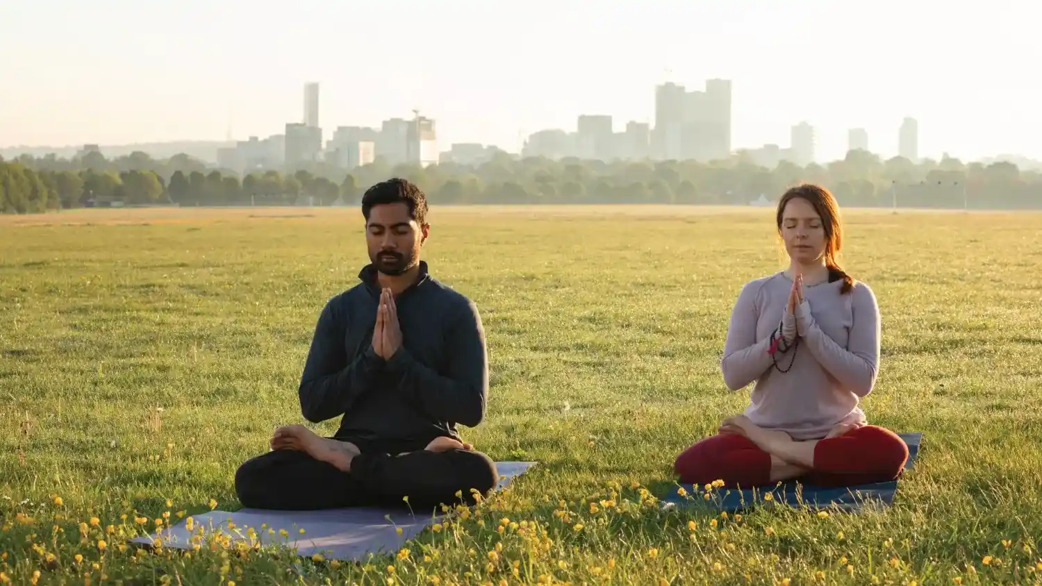 You are currently viewing Morning vs. Evening Meditation: Which Is Better for You?